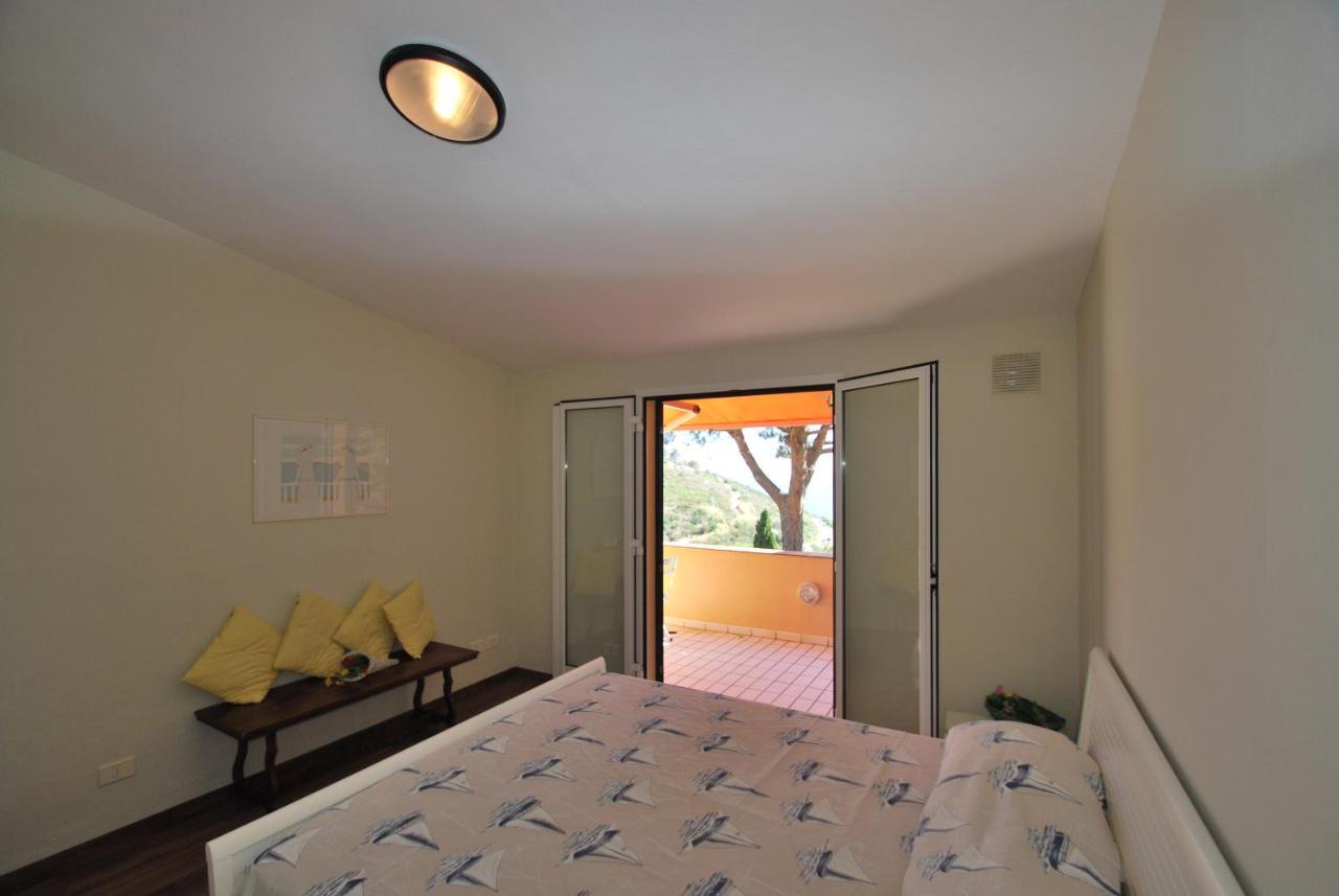 Grotta Azzurra Apartment - Cavoli - Terrazza Vista Mare, Clima E Parcheggio San Piero in Campo  Exterior foto